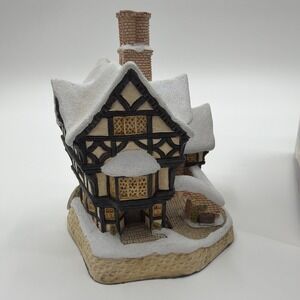Mister Fezziwig's Emporium 1990 David Winter Cottages Christmas House